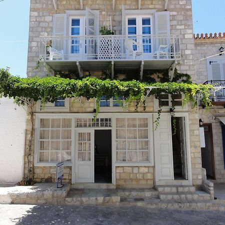 Botsis Guest House Идра Экстерьер фото