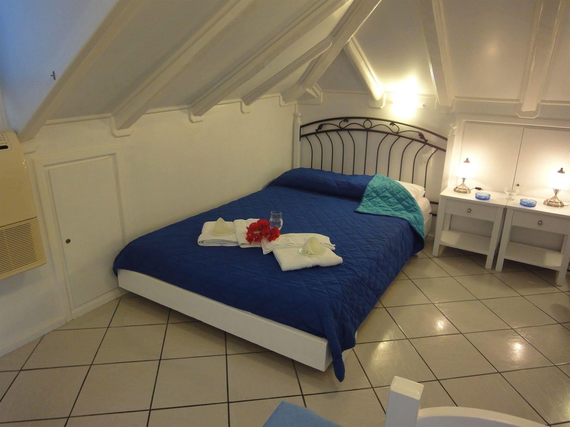 Botsis Guest House Идра Экстерьер фото