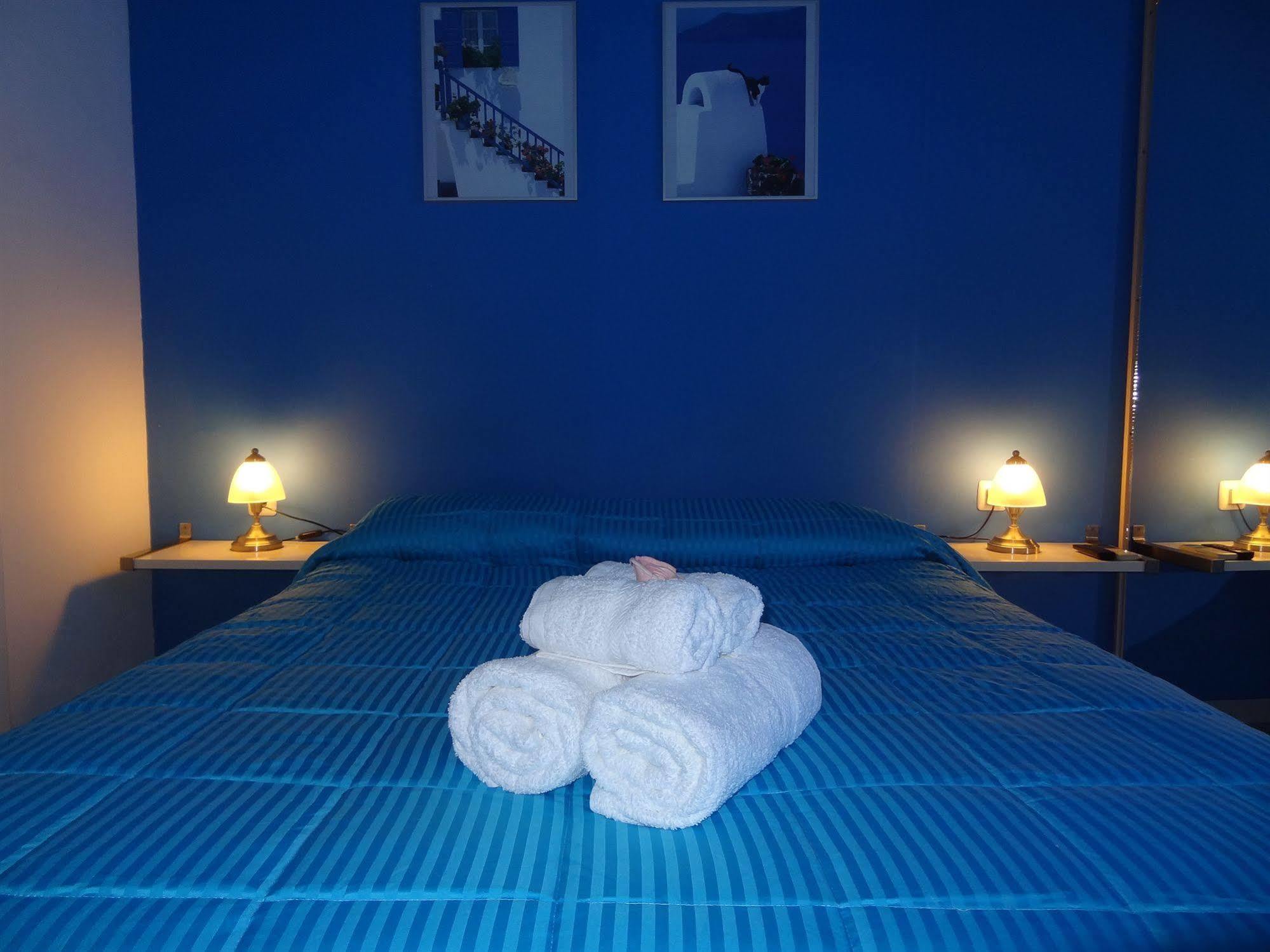 Botsis Guest House Идра Экстерьер фото