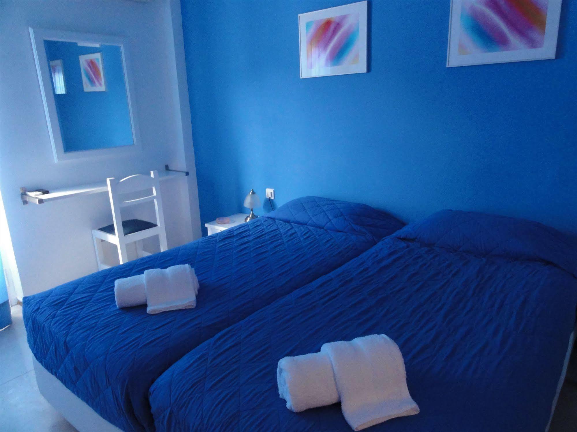 Botsis Guest House Идра Экстерьер фото