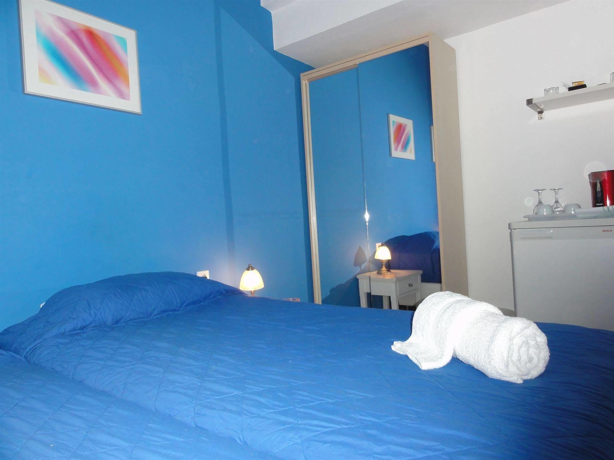 Botsis Guest House Идра Экстерьер фото