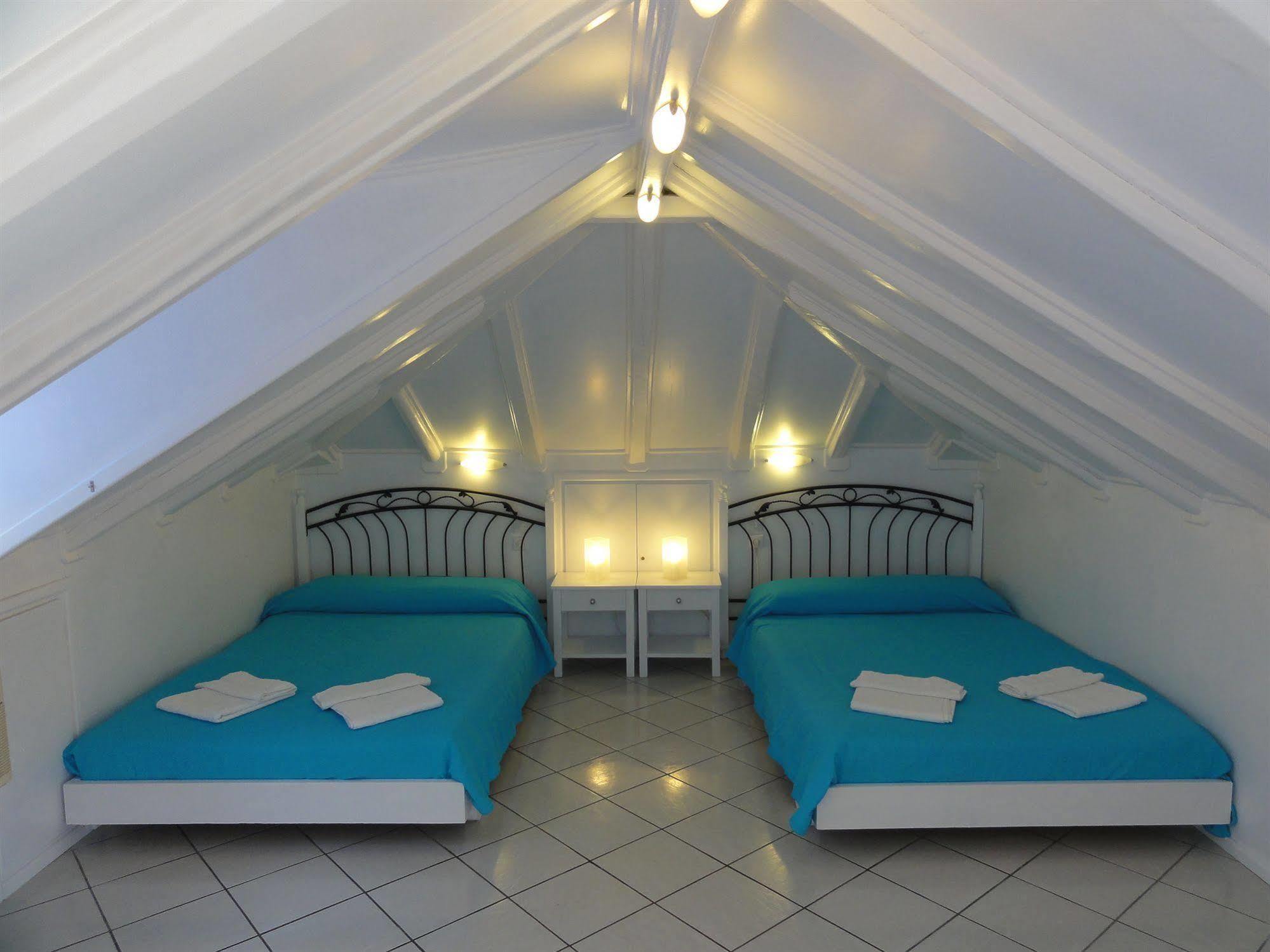 Botsis Guest House Идра Экстерьер фото
